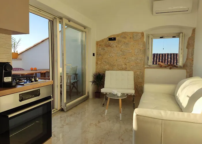 Casa Del Capitano Omišalj