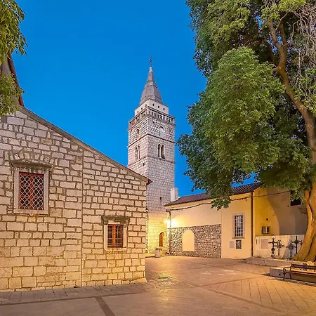 Casa Del Capitano Omišalj